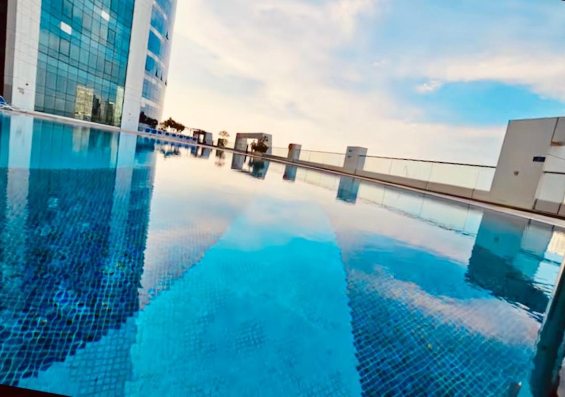 Panoramic Sea View *